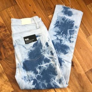 Paige Hoxton Slim Crop